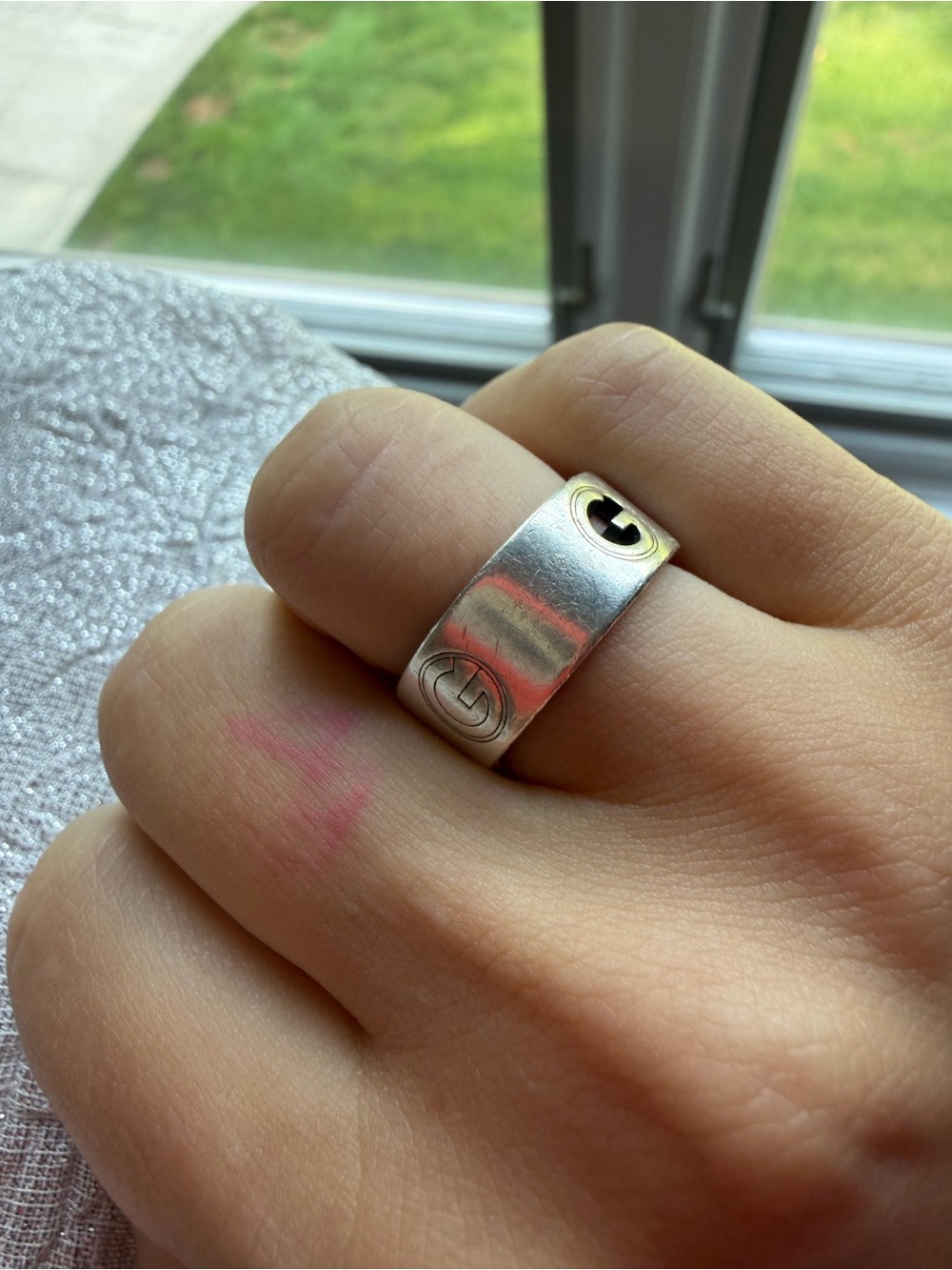 Gucci 925 Sterling Silver Wide Band Cutout G Logo Ring – Size 6.75